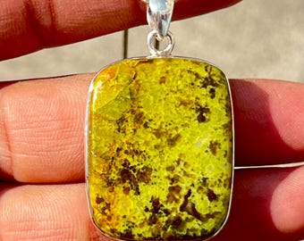 Green Opal Pendant, 925 sterling silver Pendant, Natural Green Opal Crystal Pendant, Handmade Jewelry, Gift For Mothers Day, Gift For Her