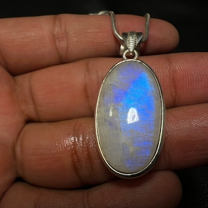 Rainbow Moonstone 925 Sterling Silver Pendant Necklace: High Flash Oval Stone