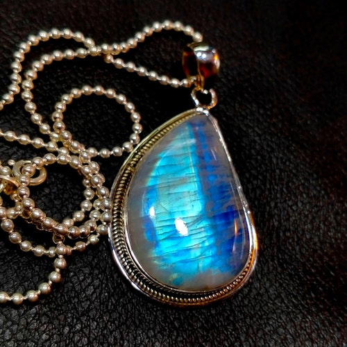 Pendentif argent ammonite pyritée - Lloydie Darnanville