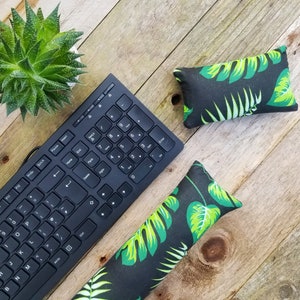 Ergonomic Handmade Mouse & Keyboard Wrist Rest| Monstera Leaf Design | 6 SIZES| Black Green, TKL Gift, WFH Gift| Mother&#39;s Day Gift
