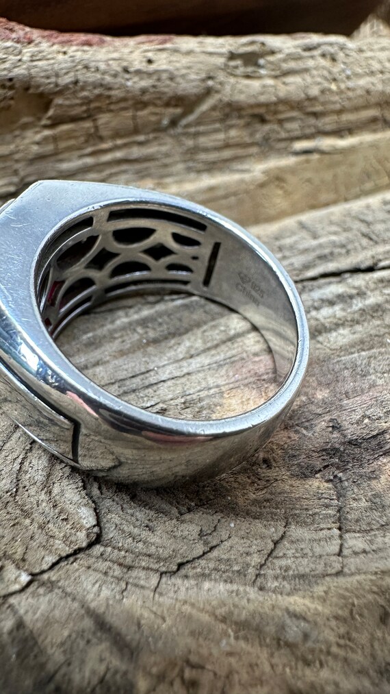 Large silver Ring - "Garnet or Ruby" Center - image 2