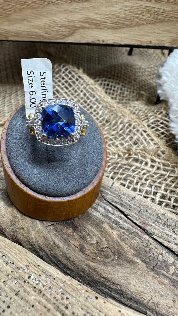 Blue and clear stones in gold tone Silver Ring 925