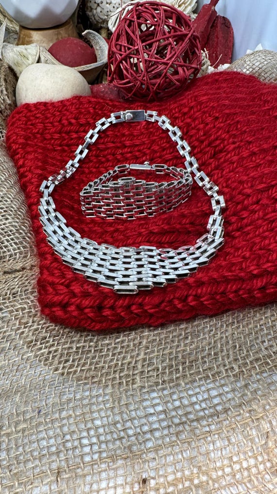 STUNNING Woven Solid Cleopatra Chain Necklace & B… - image 2