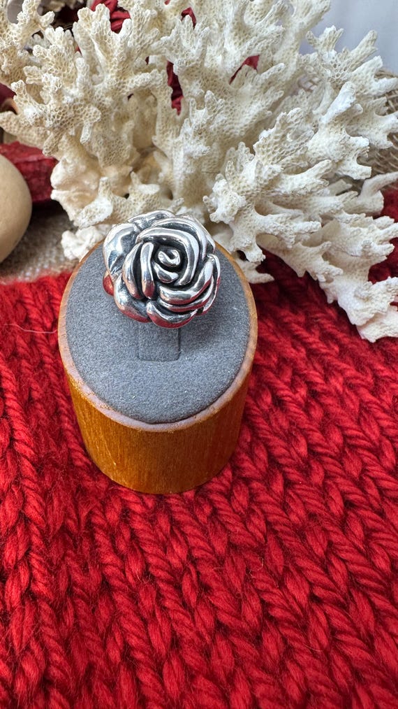 Beautiful Silver Rose Ring - image 1