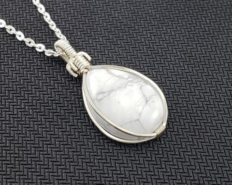 White gemstone necklace sale