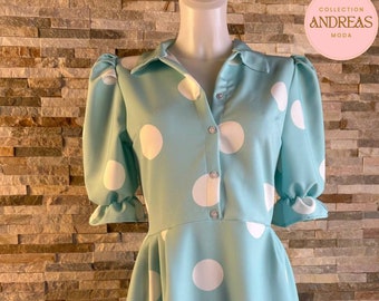 Vestido corto lunares