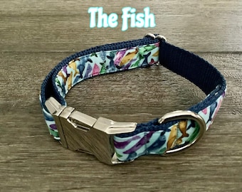 Lake Theme Dog Collar: Colorful Fish Print, Beach Lover Puppy Collar