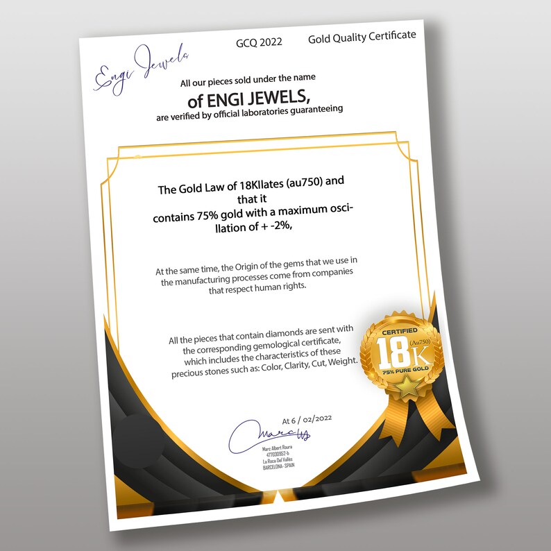 18K Yellow Gold Chemistry Insignia Pendant 15 X 15 Mm Etsy