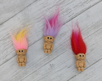 Mini Vintage Troll Magnet