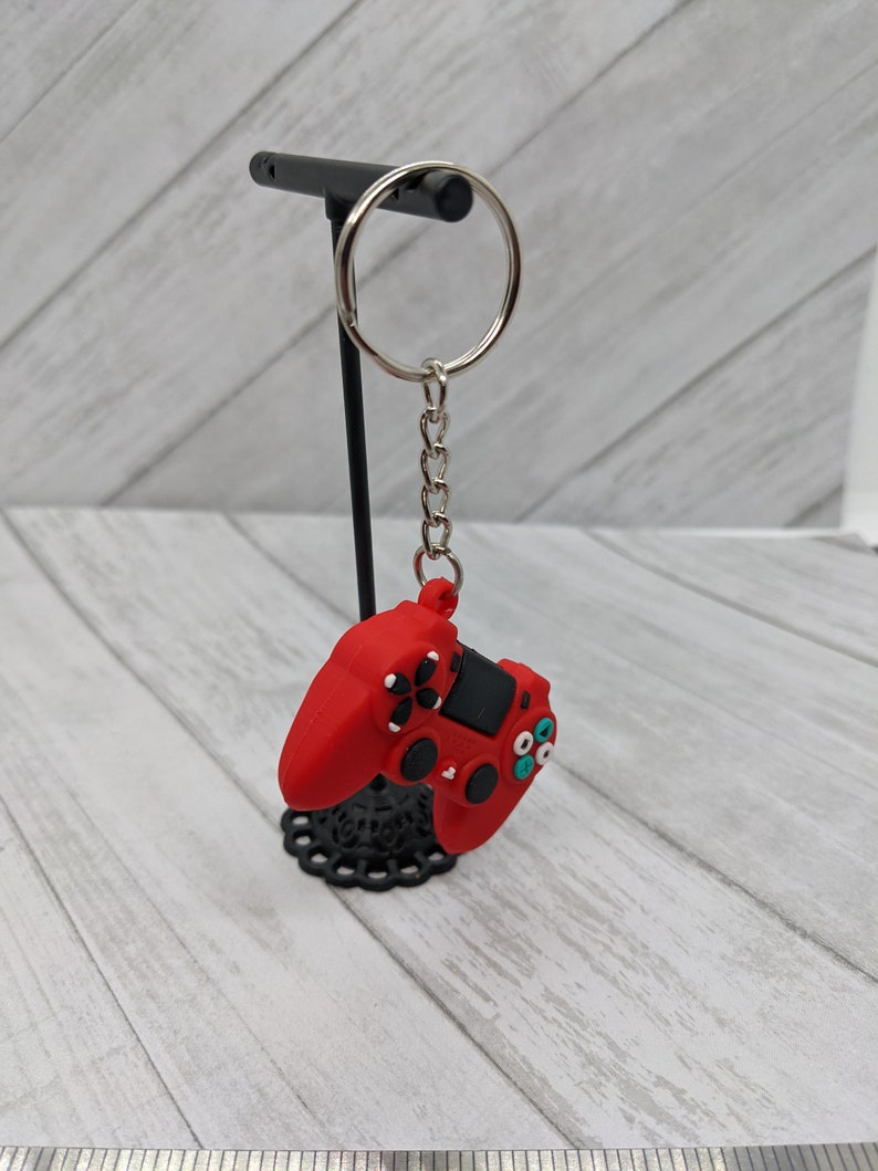 Video Game Controller Keychain image 4