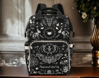 Sac à langer gothique papillon de nuit Sac à dos Celestial Witchy Idée cadeau de baby shower gothique Idée cadeau isotherme pour biberon de voyage Mamans bohèmes papas Nouveaux parents Nouveau-né