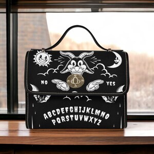Sac cartable foncé en planche de Ouija, sac à main gothique croisé pour femmes mignonnes, joli sac à main en cuir végétalien avec sangle, sac goth, cadeau bohème hippies