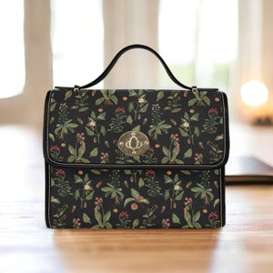 Cottagecore Floral sorcière toile cartable, sac à main victorien croisé, joli sac à main en cuir végétalien avec bandoulière, sac victorien, sac à main victorien