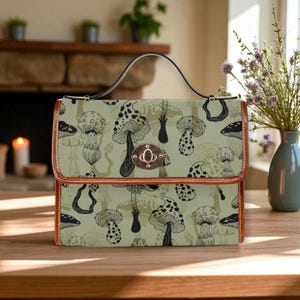 Green Mushroom Cottagecore Shoulder Bag, Witchy Crossbody Purse with Brown Trim, Forestcore Toadstool Satchel, Fairy Gift for Nature Lovers
