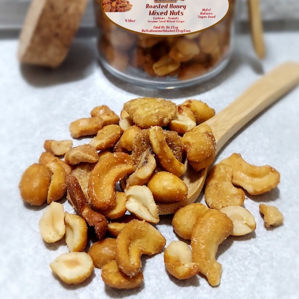 Roasted Honey Cashew Nut Mix - Cashews - Peanuts - Sesame Seed Wheat Crunch - Gift Jar w/ Spoon Set