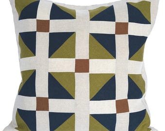 Modernes geometrisches quadratisches Patchwork-Leinenkissen