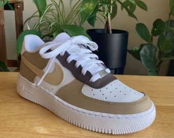 mens beige air force 1