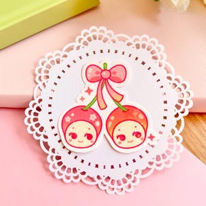 Adesivo Sakura Cherry Sonny Angel / Cherub | Adesivo para diário, laptop, garrafa, planejador | Holográfico | Adesivo à prova d'água |