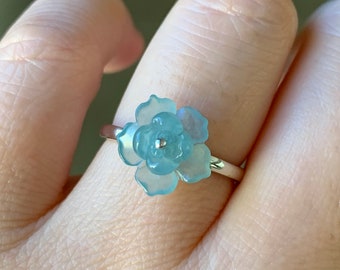 Certified Natural Guatemalan Premium Highly Translucent Sky Blue Jadeite Carved Lotus Flower Ring 18K White Gold size 7 天然危地马拉正高冰天空蓝翡翠莲花镶嵌戒指