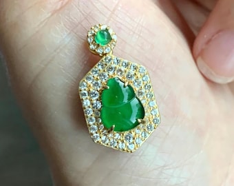 Natural Grade A Guatemalan Icy Translucent Vibrant Green Jade Jadeite Gourd Hulu Pendant Sterling Silver 天然冰危绿翡翠葫芦项链 JWH110A