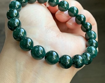 Pulseira com miçangas de jadeíte verde-azulado natural guatemalteco grau A gelado translúcido escuro elástico 9,8 mm 7,5” 33g 天然冰危糯种深绿翡翠圆珠手串 LLS1221