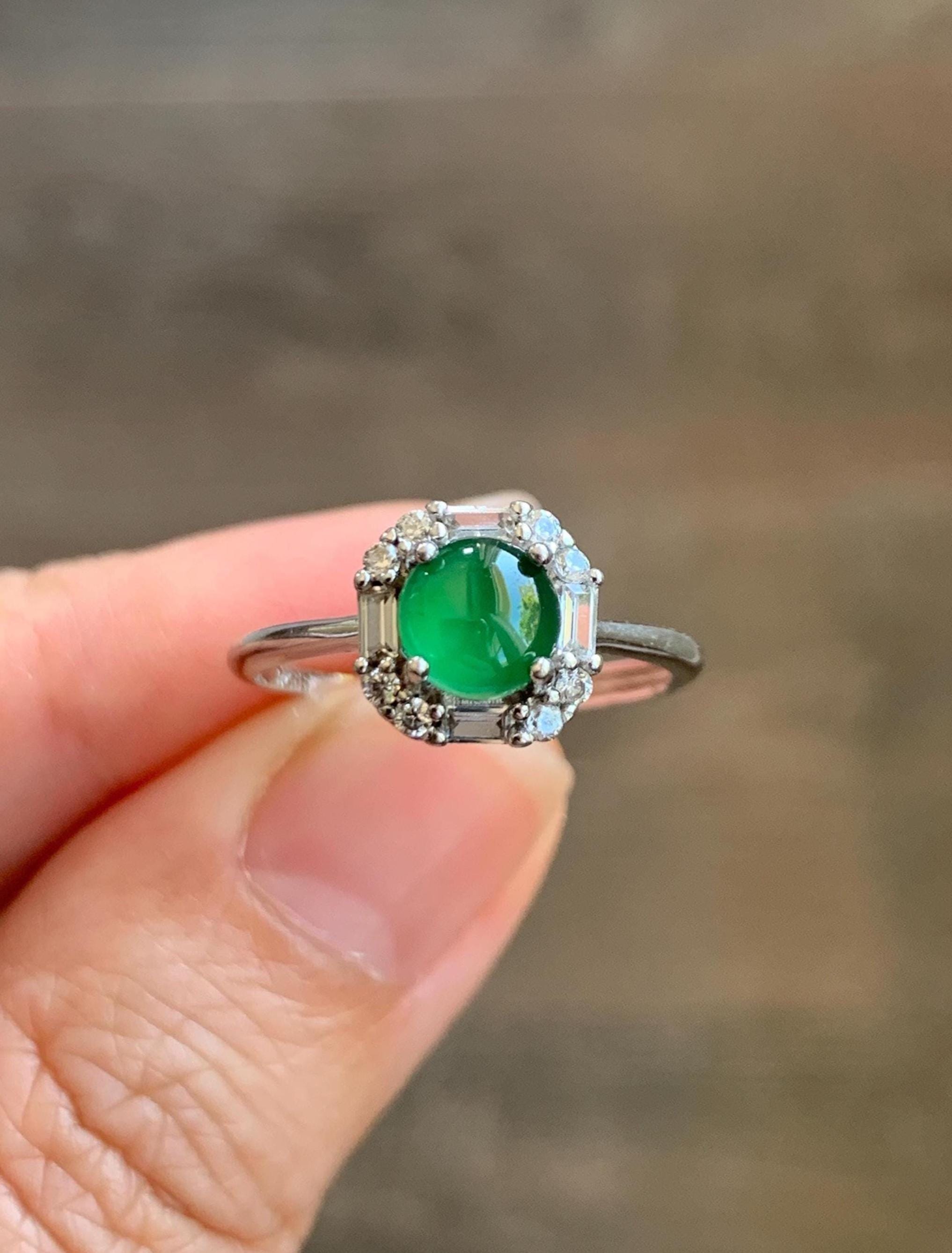 【新品電池】agete SILVER 18K ダイヤ0.02ct　シェル文字盤 Natural Grade A Guatemalan Icy Translucent Vibrant Green Jade