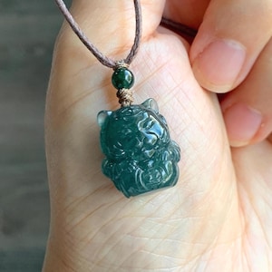 天然グレード A グアテマラ氷半透明ダークティールブルー翡翠ジェダイトタイガーペンダントロープネックレス中国の黄道帯 25 インチ天然冰危険深蓝翡翠生翔虎吊坠 SHX150T