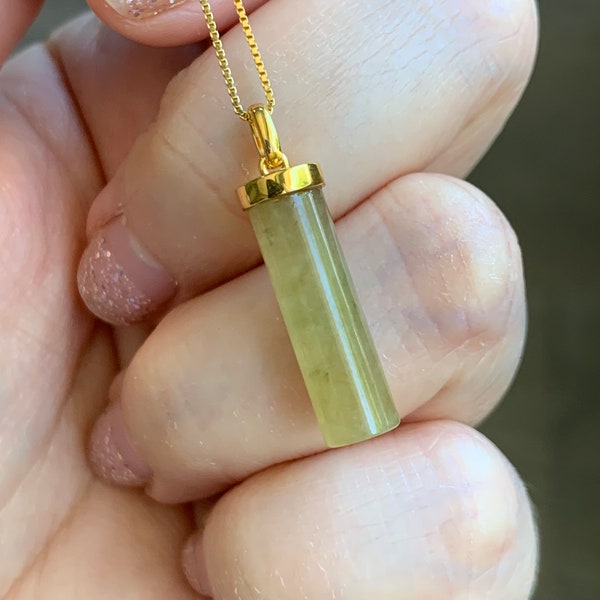 Certified Natural Burmese Icy Translucent Yellow Jadeite Pillar Cylinder Pendant 18K Yellow Gold 2.65g 天然缅甸冰黄翡翠圆柱镶嵌吊坠 7037