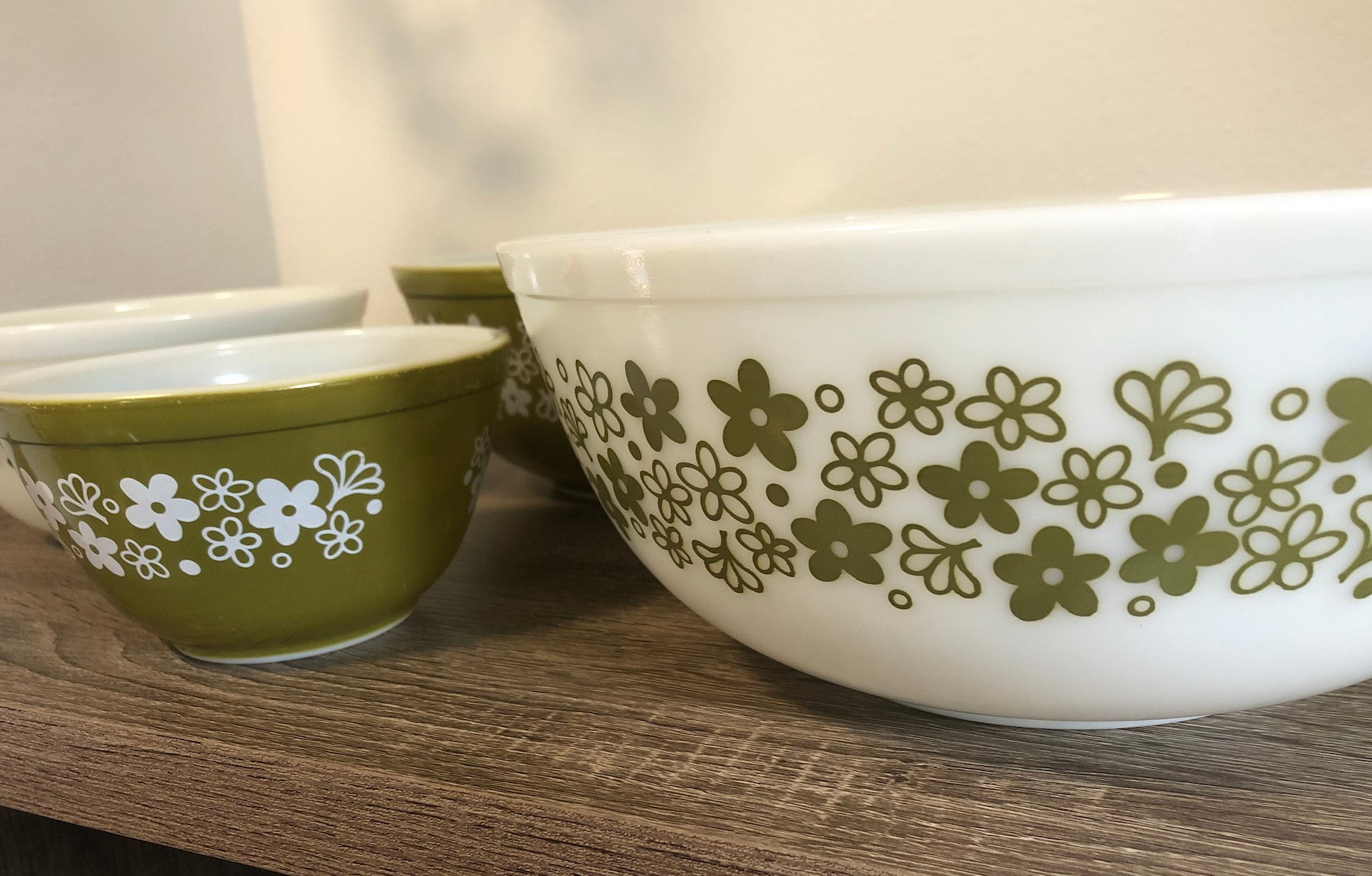 Free Shipping Set of 4 Crazy Daisy Pyrex Mixing Bowls Etsy