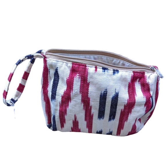 Handwoven Guatemalan Cosmetic Pouch: Striped Cotton Travel  display picture 1