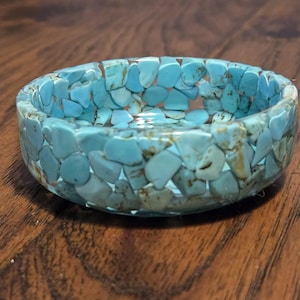 Turquoise Tumbled Stone Round Jewelry Dish, Trinket Dish, Ring Holder, Housewarming Gift, Bathroom Decor, Gift for Her, Gift for Mom