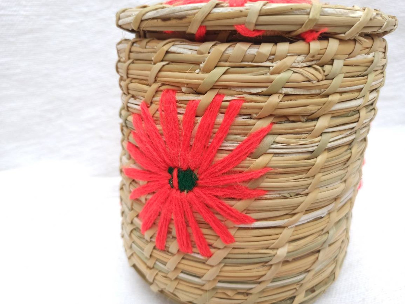 Moroccan Straw Basket With Lid Bohemian Storage Basket Etsy