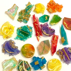 Kohakutou Edible Crystal Candy -  5 FRUITY Gem Pieces with Gold