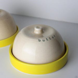 Handmade Ceramic Butter Dish with Lid: Minimalist Modern & Stoneware Cheese Keeper