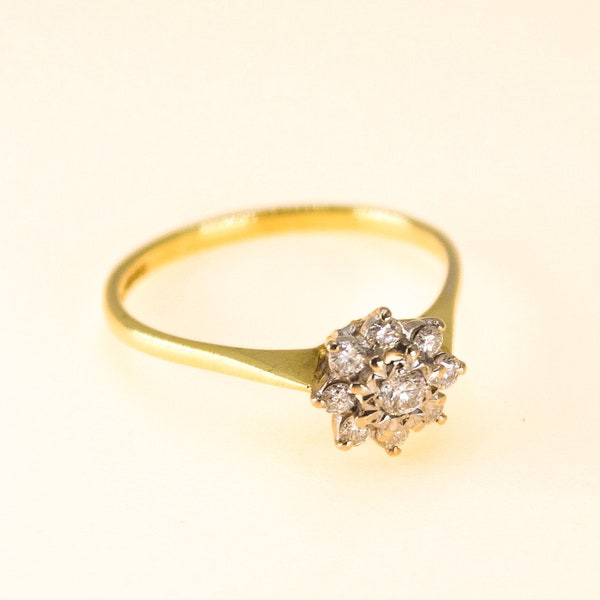 Flower Cluster Minimalist Diamond Cluster Ring 18k Yellow Gold Uk size P1/2 Second Hand Jewellery