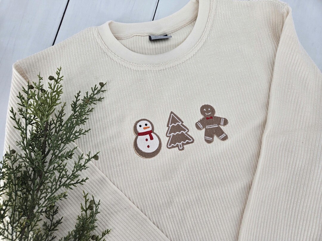 Vintage Christmas Sweatshirt With Printed Corduroy Patch And Lace Details
