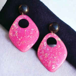 Vintage Style Chunky Confetti Lucite Dangle Clip On Earrings