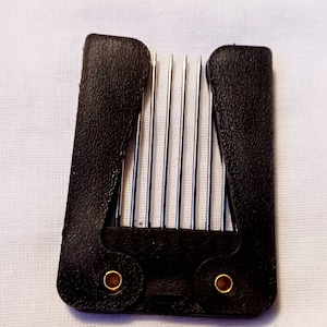 Vintage folding afro pick