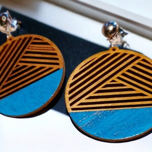 Natural Wood Geometric Design Earrings Clip on