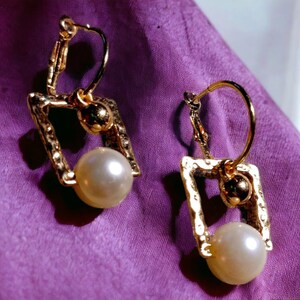 Small Minimalist faux pearl hoop earrings (pierced ears)