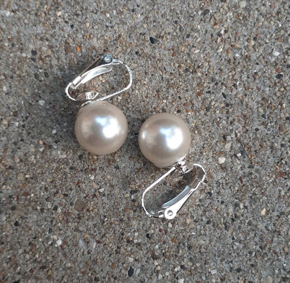Classic Pearl Stud Clip On Earrings - image 4