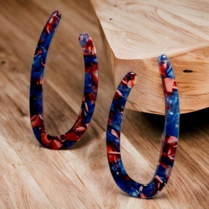Vintage Style Minimalist Confetti Lucite Hoop Earrings