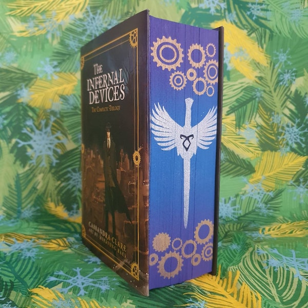 The Infernal Devices Complete Graphic Novel Collection with Shimmery Stencil Sprayed Edges