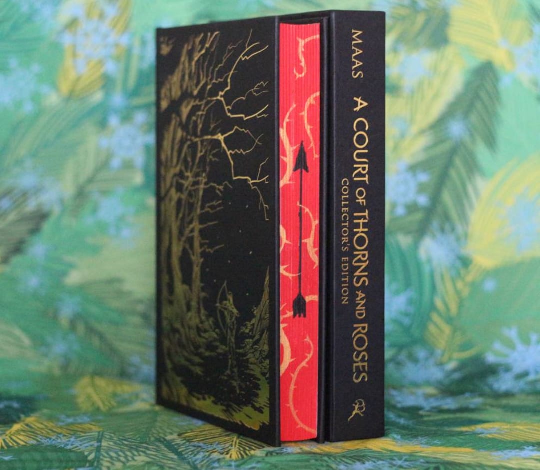 Sprayed Edges A Court of Thorns and Roses Collector's Edition by Sarah J. Maas Etsy Sprayed Edges A Court of Thorns and Roses Collector's Edition by Sarah J. Maas Etsy