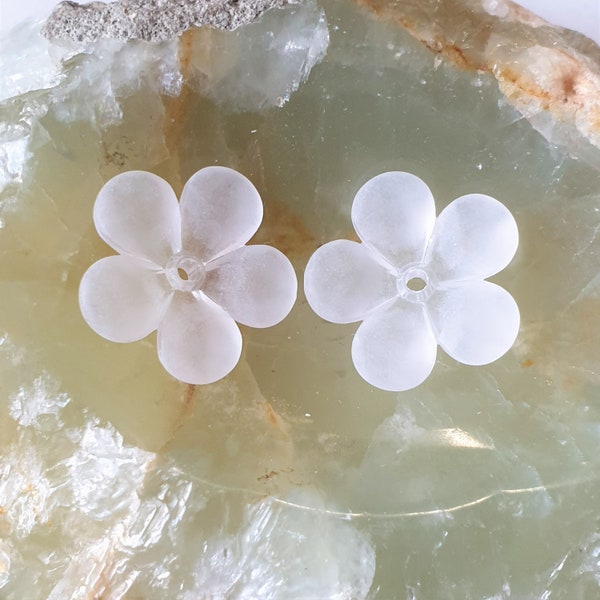 10/50 x White Translucent Flower Beads, Frosted Flowers, 5 Petal Flower Embellishments, Tiara/Hair Comb Making, Jewellery Making Supplies