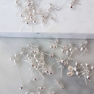 20 Pairs (40 pcs) Silver Round Stud Findings, Silver Plated Studs with Loop, Earring Making, Jewellery Supplies