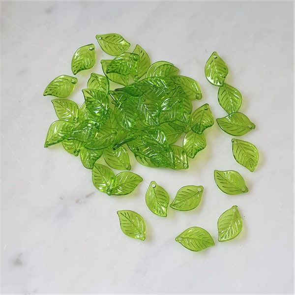 50 X Lime Green Leaf Pendants, Lucite Leaf Charms, Transparent Acrylic Leaves, Earrings Making, Leaf Embellishments, Jewellery Supplies