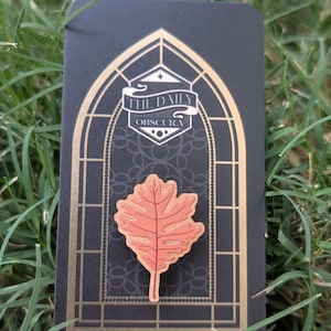 Red Autumn Oak Leaf Pin - 100% Wooden, Environmentally Friendly!