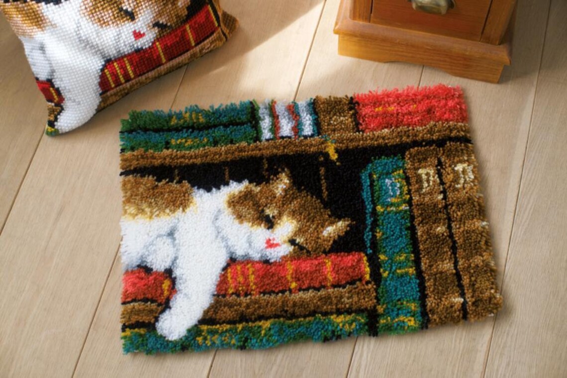 Cat Latch Hook Rug Kit Rug Vervaco Cat on books Rug Hooking Etsy
