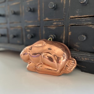 Vintage French Country Farmhouse Copper Bunny Rabbit Mold Wall Hanging